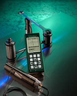 ULTRASONIC BOLT TENSION MONITOR